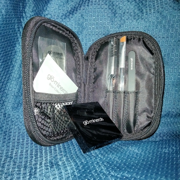 NEW! Glo Brow Collection Kit in Brown - Picture 4 of 5